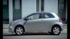 poster-16614-toyota-yaris-rather-clever-236x132