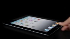 poster-21100-apple-ipad-2-we-believe-236x132