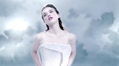 poster-22236-giorgio-armani-code-luna-pale-seduction-236x132