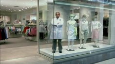 poster-24340-familiprix-drugstores-vitrine-236x132