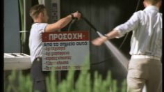 poster-2508-mercedes-classe-a-station-de-lavage-236x132