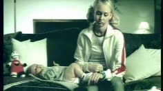 poster-2696-iltalehti-babysitter-236x132