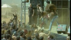 poster-3120-clear-daily-action-rock-star-236x132