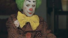 poster-5654-capital-magazine-le-clown-236x132