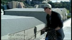 poster-956-the-independent-film-channel-chaine-de-television-pitch-from-above-236x132