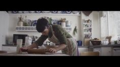 poster-25670-waitrose-the-gingerbread-stall-236x132
