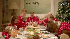 poster-27753-cesar-christmas-dinner-236x132