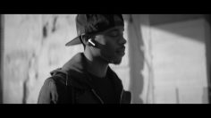 poster-27831-iphone-7-airpods-stroll-236x132