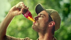poster-27997-coca-cola-pool-boy-300x168